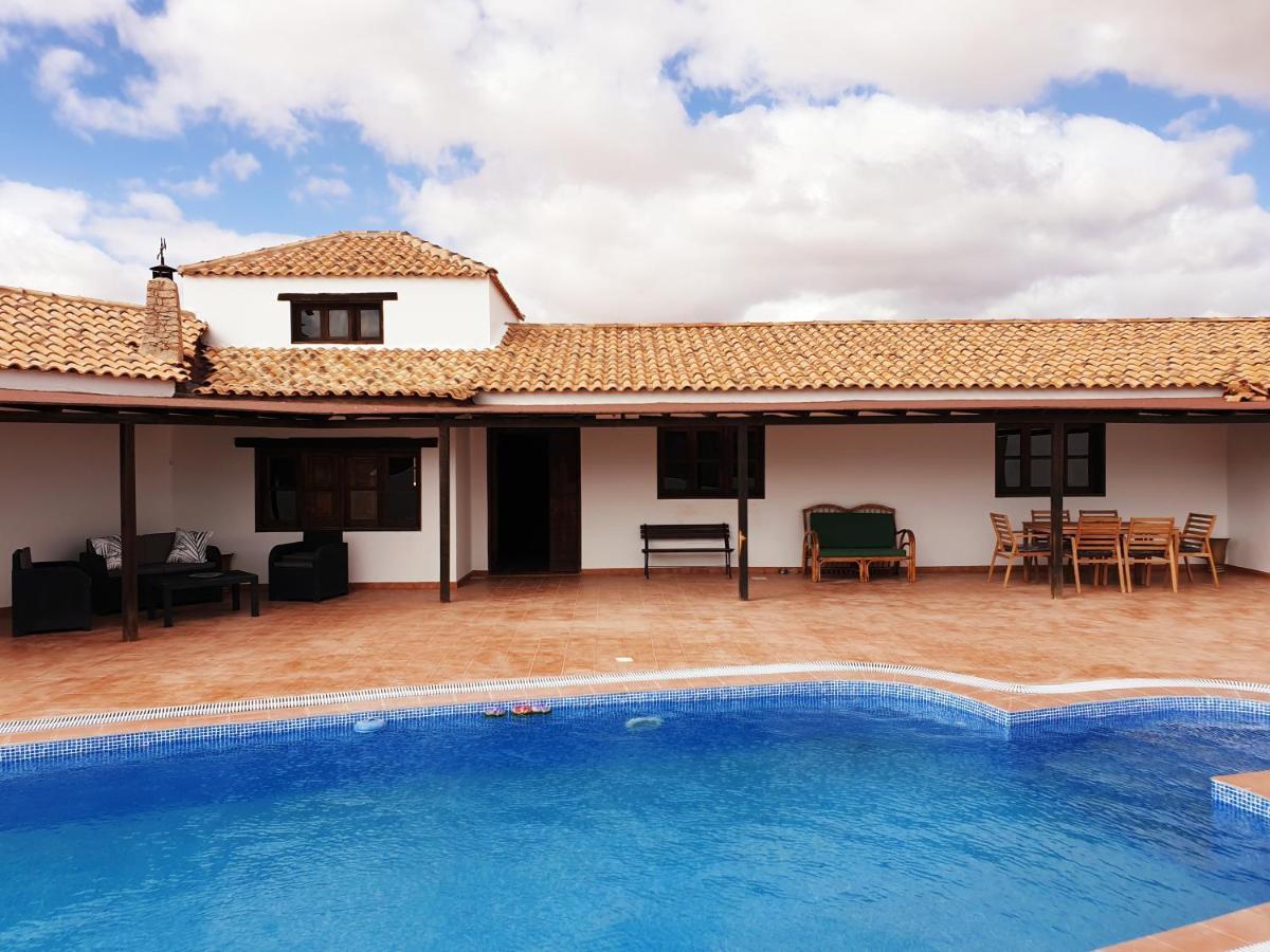 Villa Las Palmeras Antigua  Εξωτερικό φωτογραφία